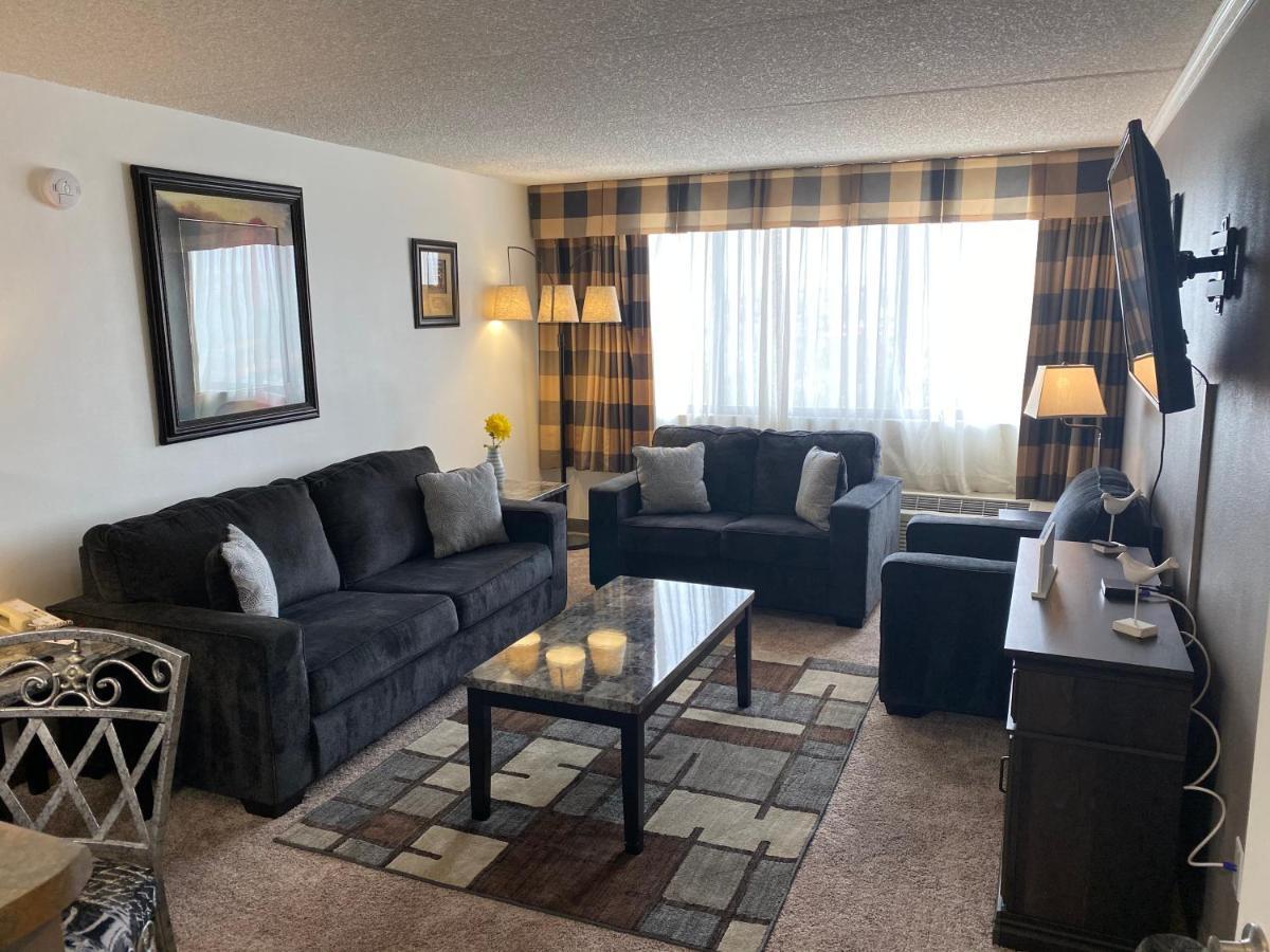מלון Ramada By Wyndham Albuquerque Midtown מראה חיצוני תמונה