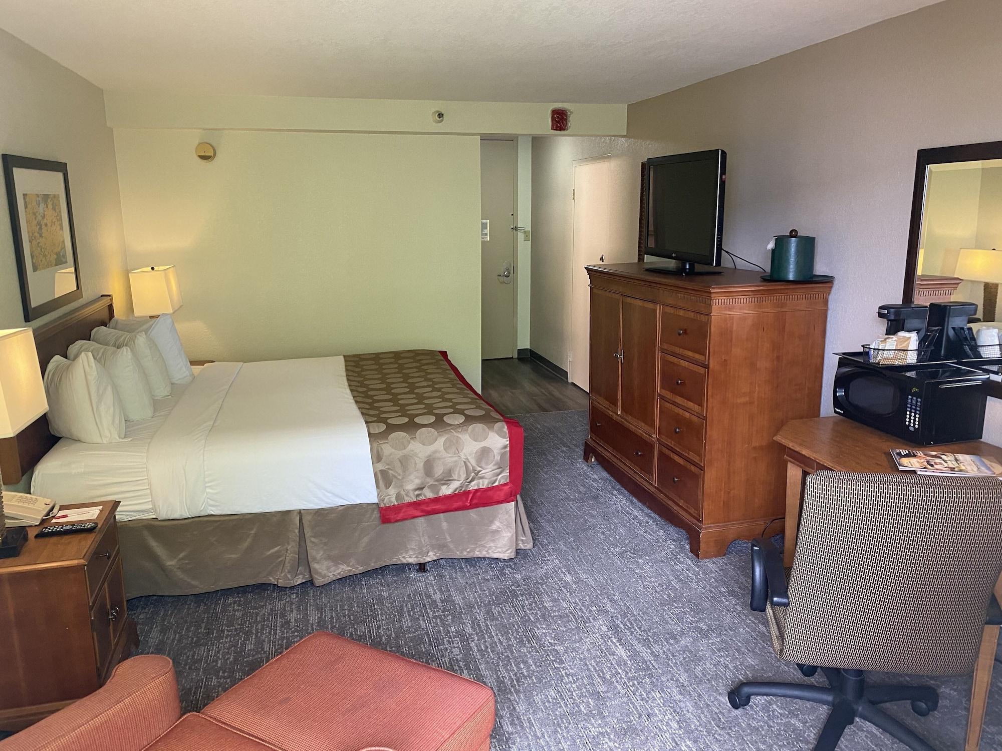 מלון Ramada By Wyndham Albuquerque Midtown מראה חיצוני תמונה