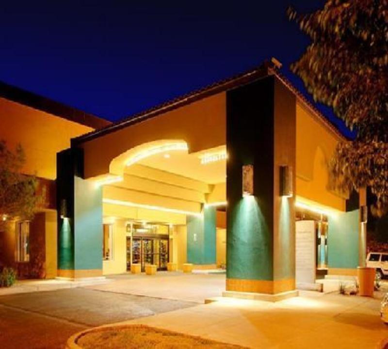 מלון Ramada By Wyndham Albuquerque Midtown מראה חיצוני תמונה